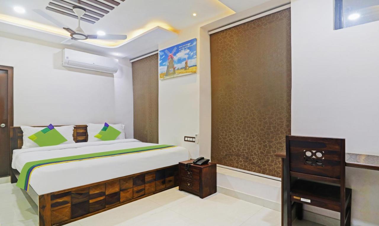 Itsy J A Royal Manikonda Hotel Hyderabad